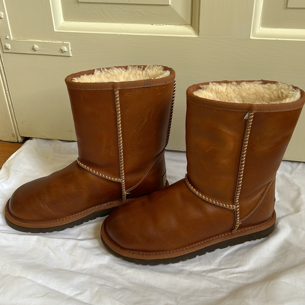 Ugg boots leather